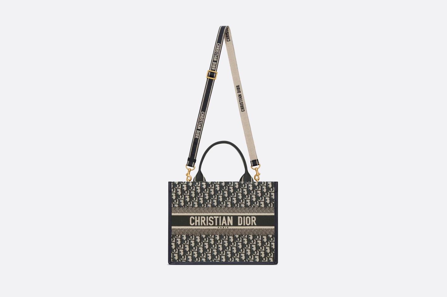 新作  DIOR BOOK TOTE バッグ ミディアム